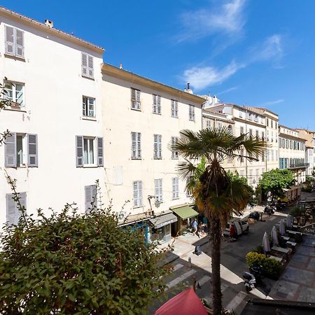 Les Suites R Bonaparte - Appartements De Standing Au Coeur De La Vieille Ville Pietonne Ajaccio  Exterior photo