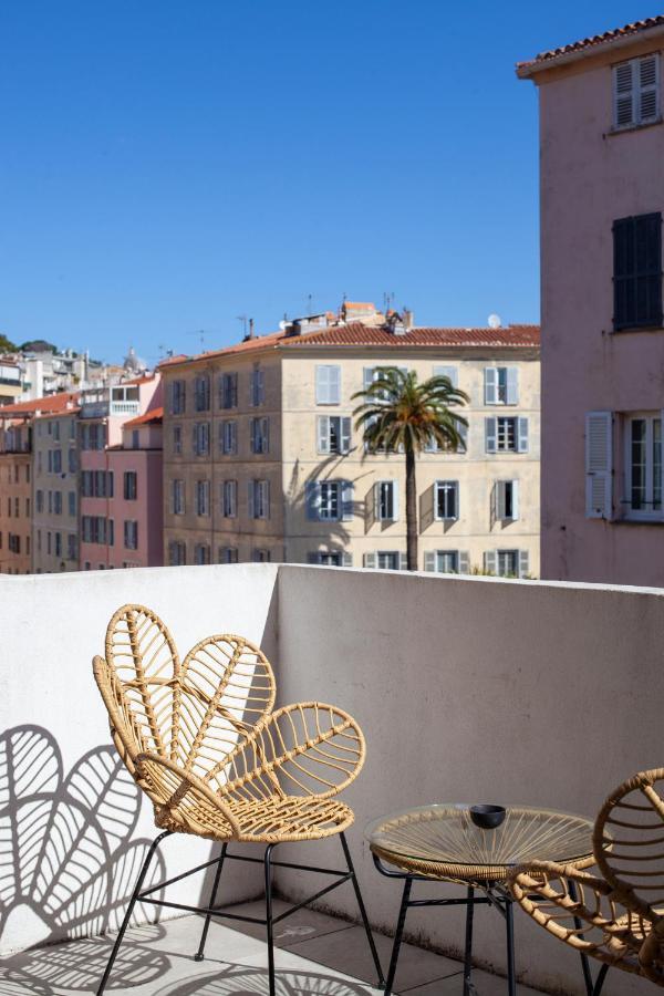 Les Suites R Bonaparte - Appartements De Standing Au Coeur De La Vieille Ville Pietonne Ajaccio  Exterior photo