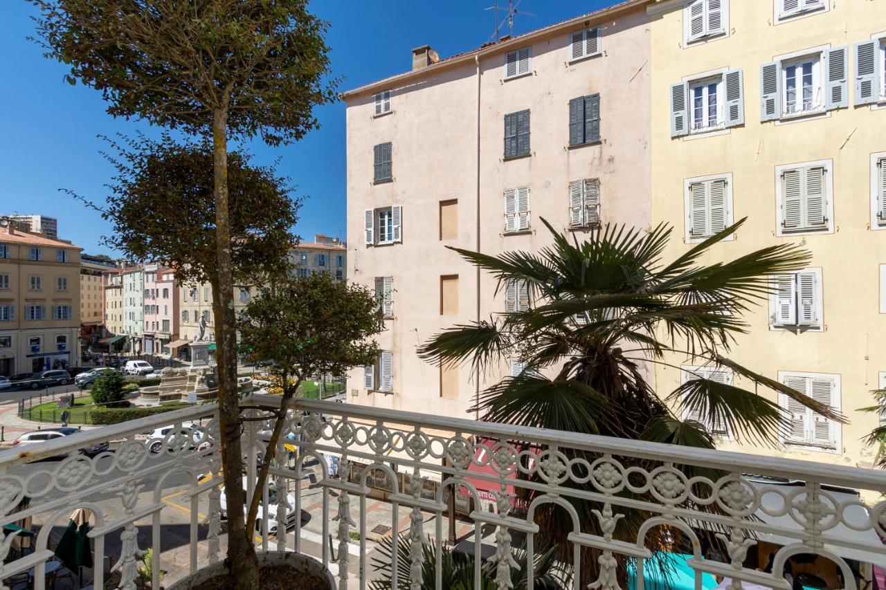 Les Suites R Bonaparte - Appartements De Standing Au Coeur De La Vieille Ville Pietonne Ajaccio  Exterior photo