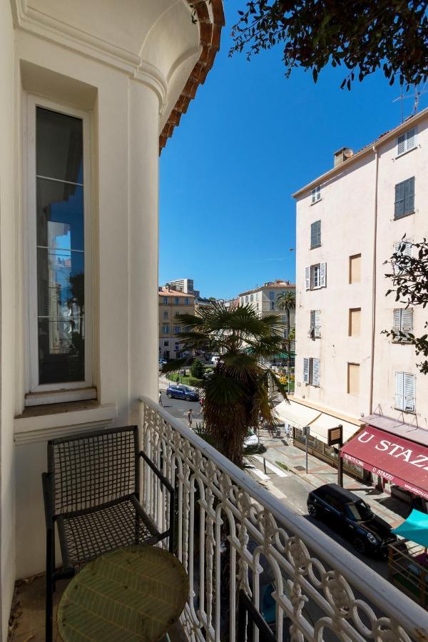 Les Suites R Bonaparte - Appartements De Standing Au Coeur De La Vieille Ville Pietonne Ajaccio  Exterior photo