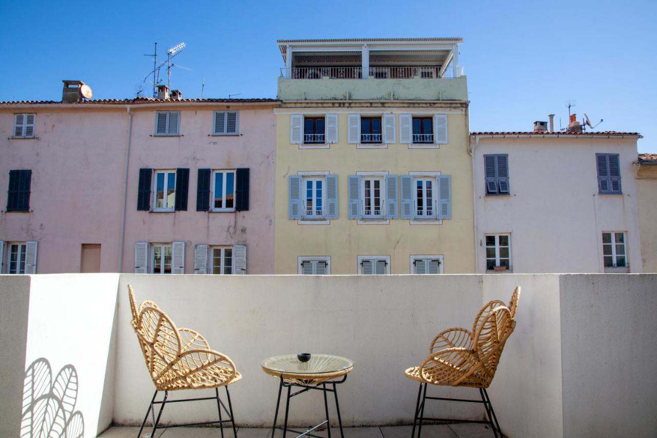 Les Suites R Bonaparte - Appartements De Standing Au Coeur De La Vieille Ville Pietonne Ajaccio  Exterior photo