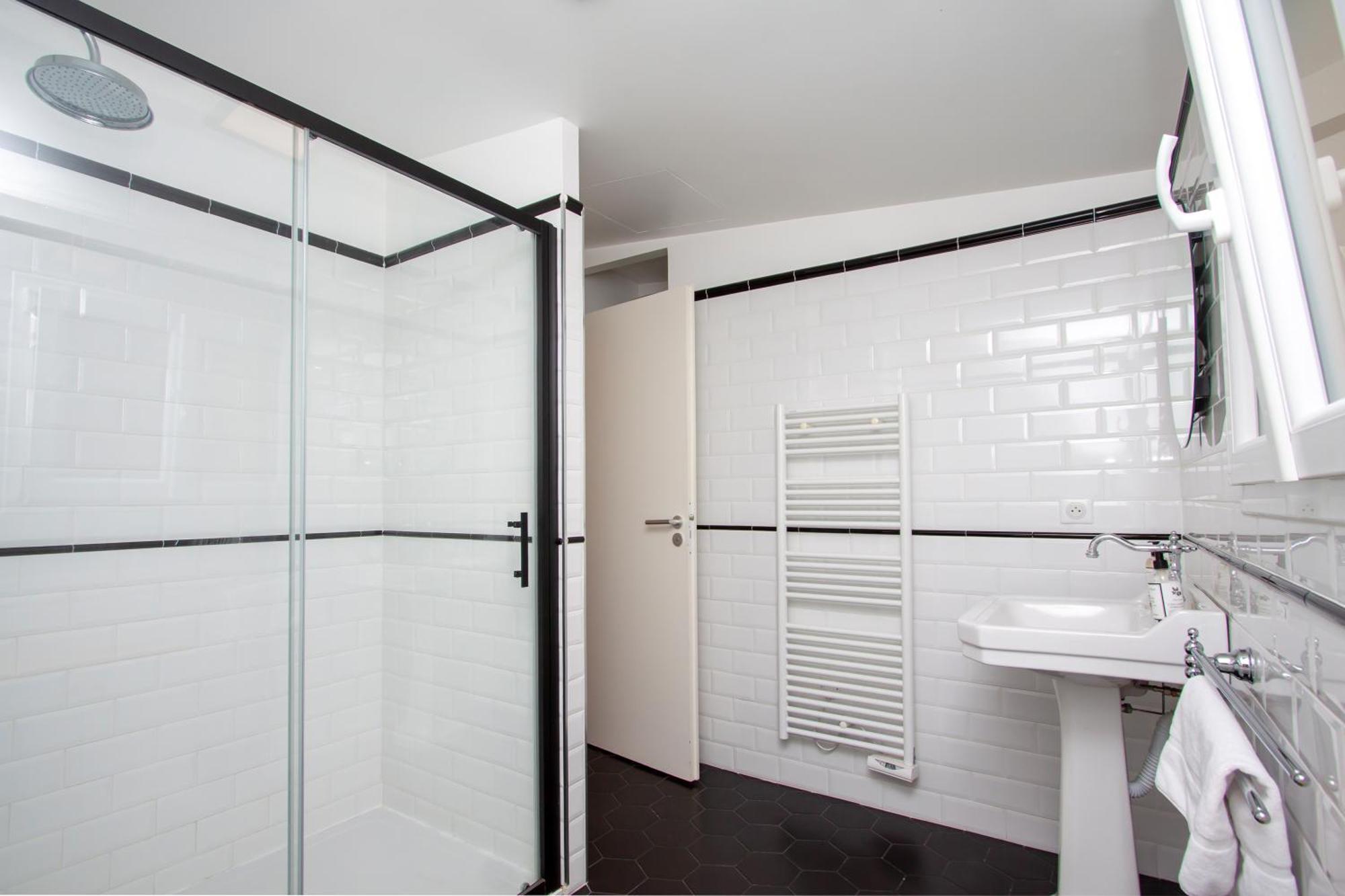 Les Suites R Bonaparte - Appartements De Standing Au Coeur De La Vieille Ville Pietonne Ajaccio  Room photo